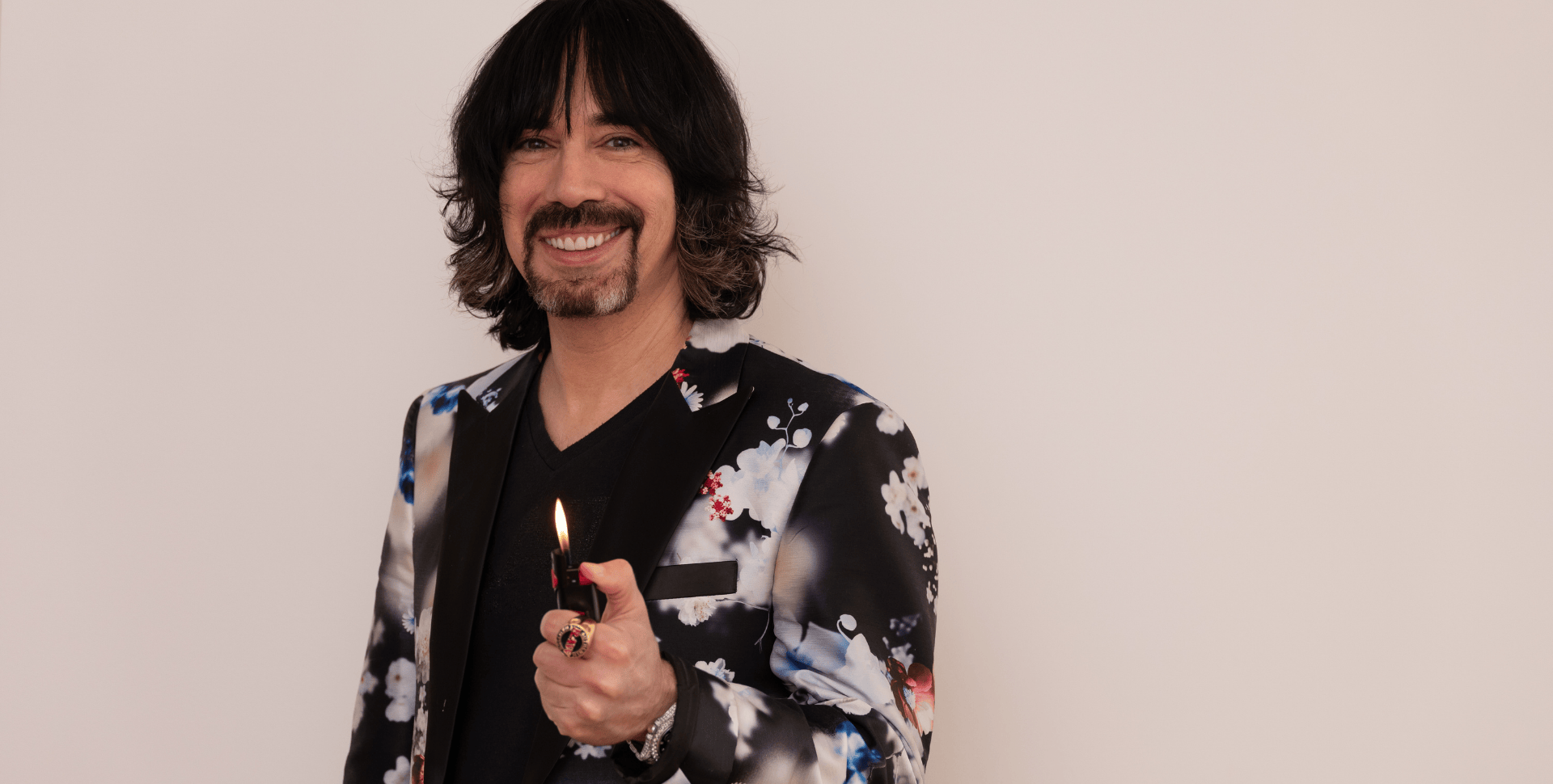 Visitamos la Fábrica Secreta de RAW con el ‘Willy Wonka de la Marihuana’: Esto Fue lo que Vimos [Video]