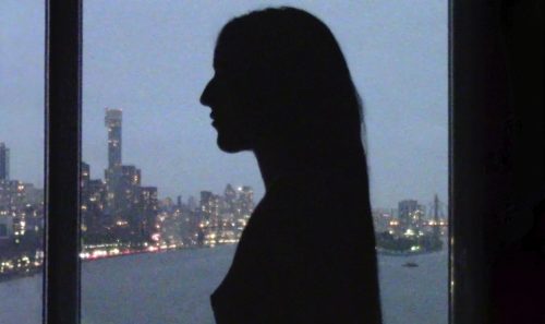 ‘chica de cristal’: El Nuevo Single de Judeline que Desnuda su Lado Más Frágil ‘chica de cristal’: El Nuevo Single de Judeline que Desnuda su Lado Más Frágil