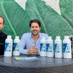 Una Cena Familiar, 4 Bidones Misteriosos y una Idea que No lo Dejó Dormir: La Historia de Hook, el Fertilizante Uruguayo que Desafía a Multinacionales