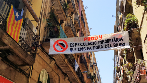 Clubes Cannábicos vs. Gentrificación: Cuando los Turistas se Adueñan de Barcelona Clubes Cannábicos vs. Gentrificación: Cuando los Turistas se Adueñan de Barcelona