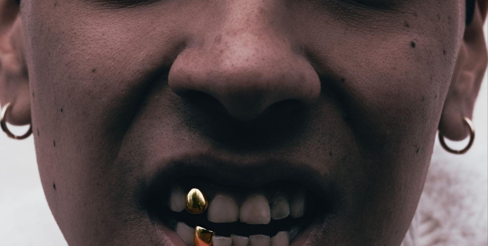 Milo J Anuncia Show Histórico en Vélez y Estrena ‘Bajo de la Piel’, Adelanto de su Próximo Disco Milo J Anuncia Show Histórico en Vélez y Estrena ‘Bajo de la Piel’, Adelanto de su Próximo Disco