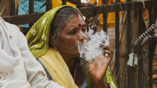 ‘En India Es Muy Complicado…’: Mitos y Verdades Cannábicas en el País Más Poblado del Mundo