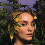 La Fotógrafa de ‘High Times’ que Conquistó al Mundo Presenta Nueva Exhibición en Montevideo