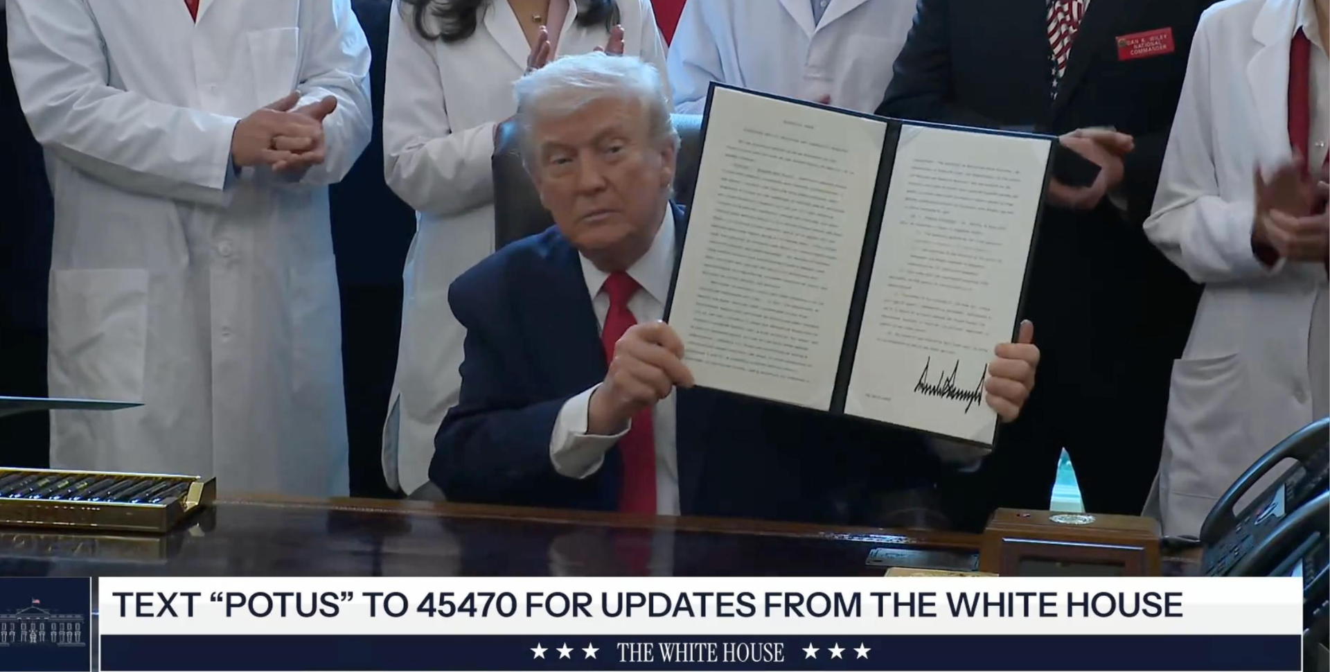 EEUU: Es Oficial, Trump Ordenó Reclasificar la Marihuana (Pero Ojo, Hay una Trampa) EEUU: Es Oficial, Trump Ordenó Reclasificar la Marihuana (Pero Ojo, Hay una Trampa)