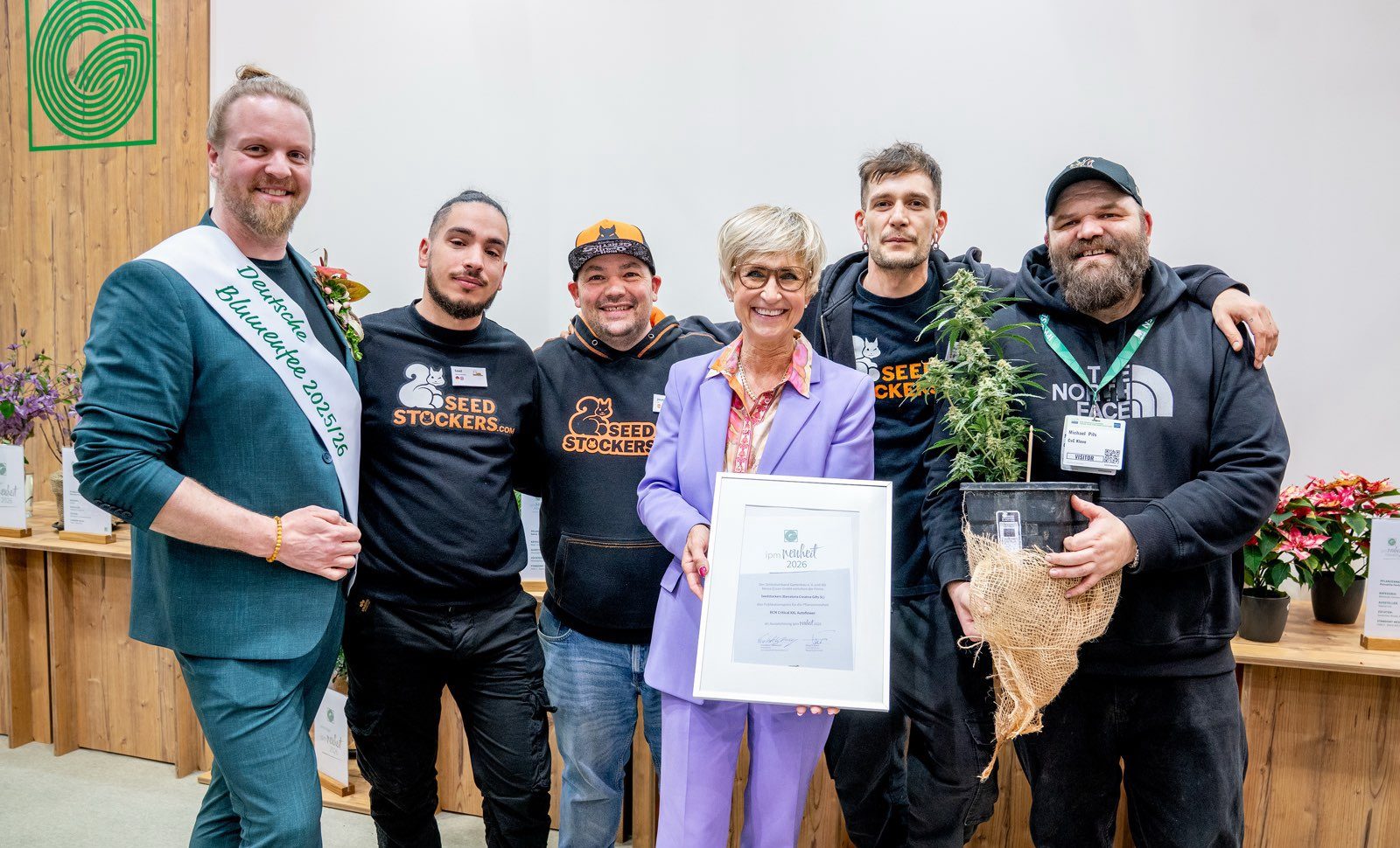 De Prohibida a Premiada: el Cannabis Triunfa en una Feria de Jardinería ‘Old School’ De Prohibida a Premiada: el Cannabis Triunfa en una Feria de Jardinería ‘Old School’